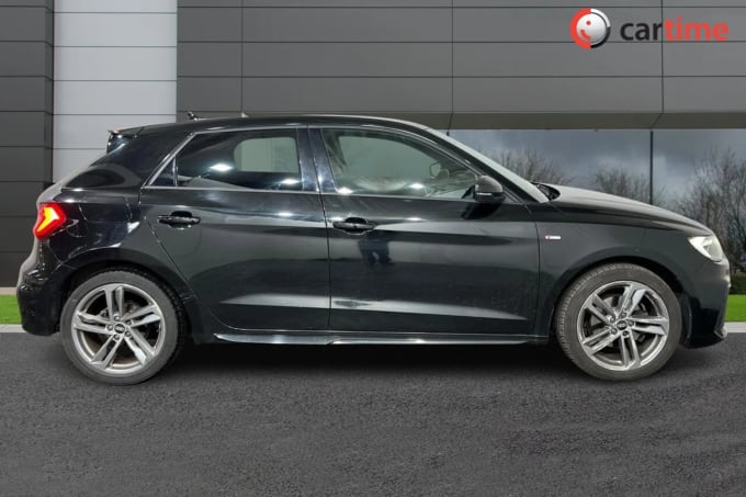 2021 Audi A1