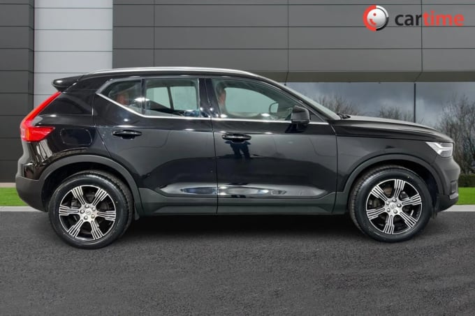 2020 Volvo Xc40