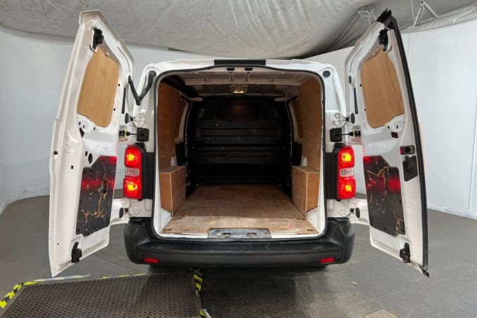 2021 Vauxhall Vivaro