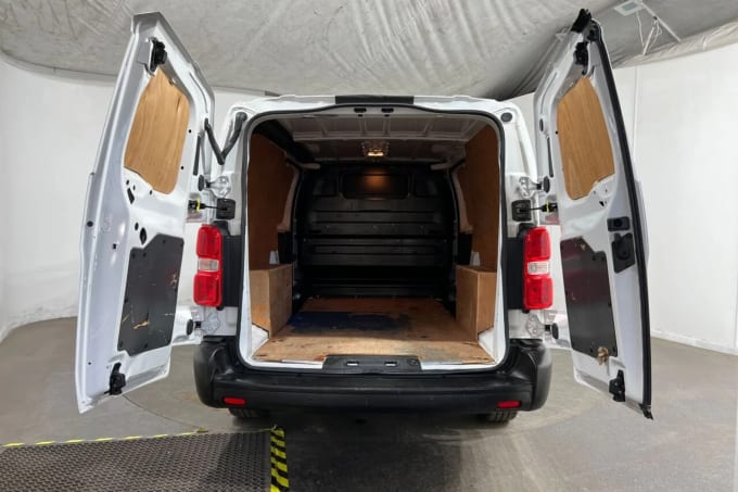 2021 Vauxhall Vivaro