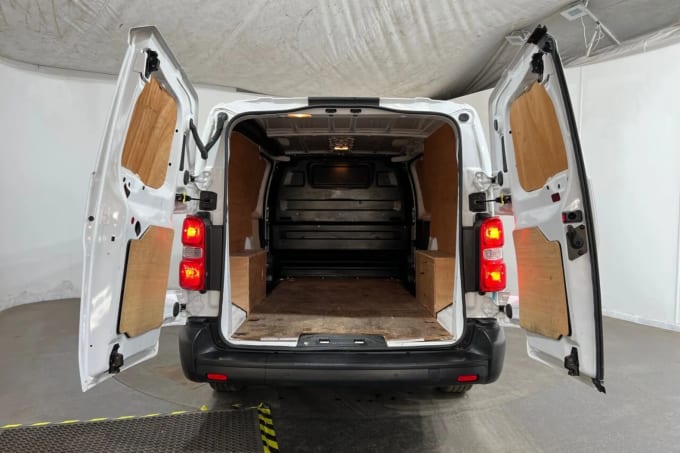 2021 Vauxhall Vivaro