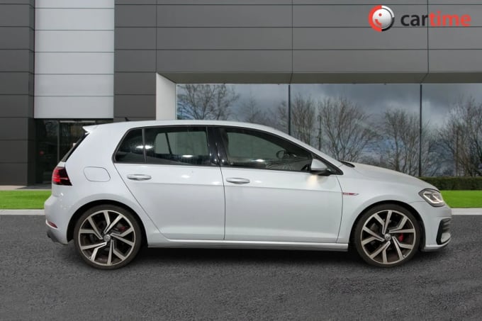 2018 Volkswagen Golf