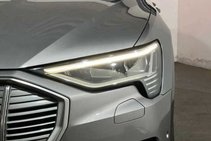 2019 Audi E-tron