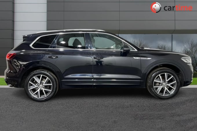 2018 Volkswagen Touareg