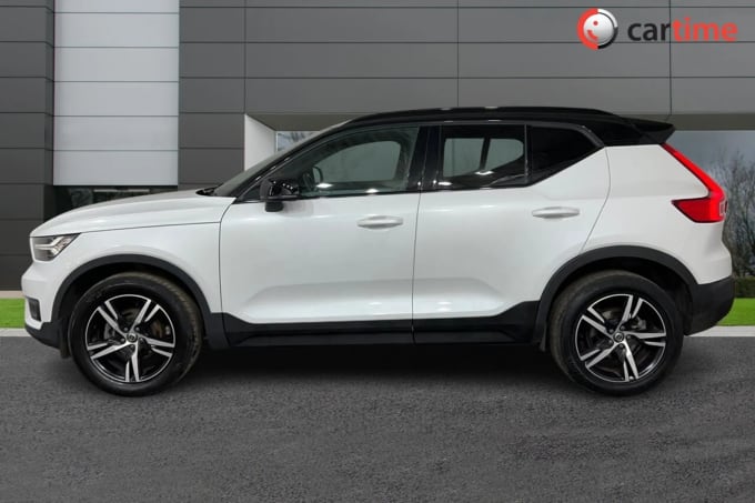 2020 Volvo Xc40