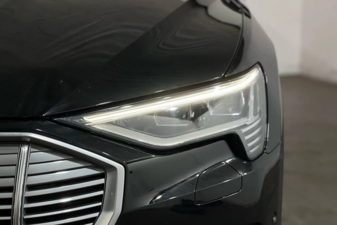 2020 Audi E-tron