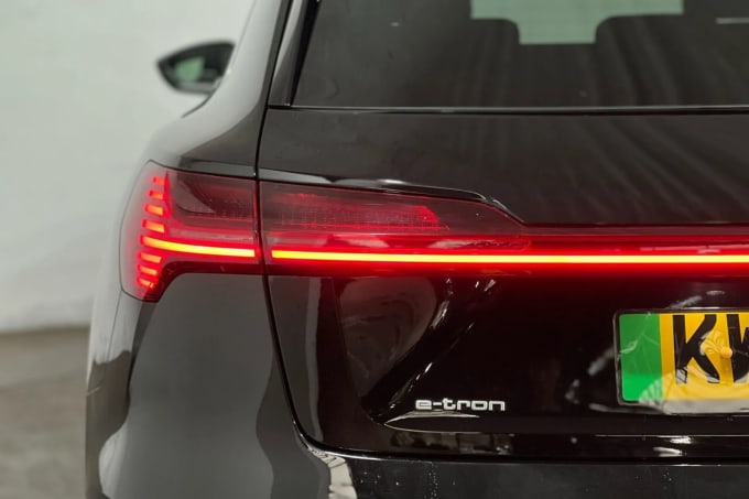 2020 Audi E-tron