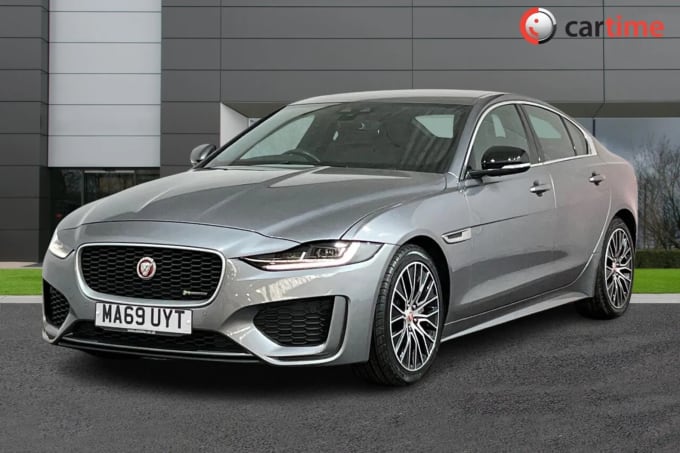 2019 Jaguar Xe