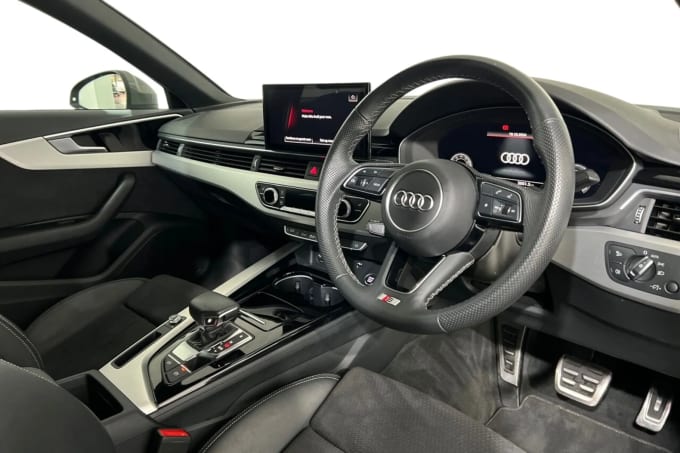 2022 Audi A4