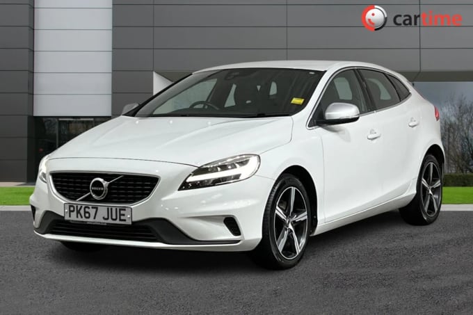 2017 Volvo V40