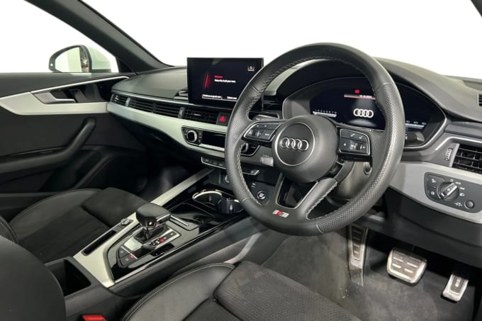 2022 Audi A4