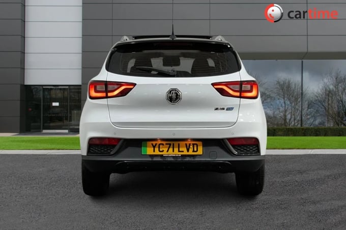 2025 Mg Mg Zs