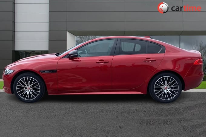 2019 Jaguar Xe