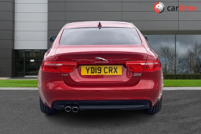 2019 Jaguar Xe