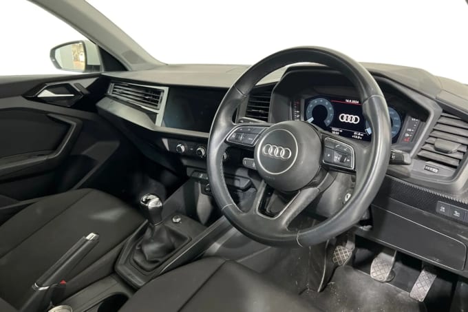 2022 Audi A1