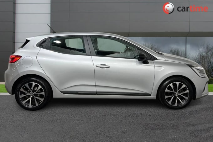 2023 Renault Clio