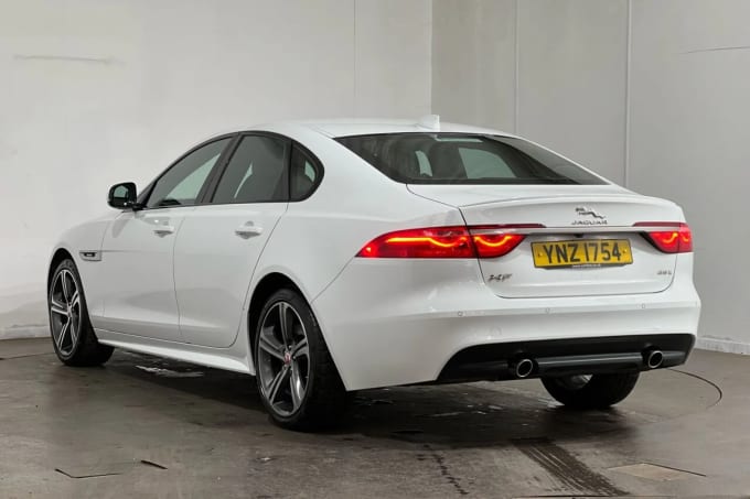 2018 Jaguar Xf