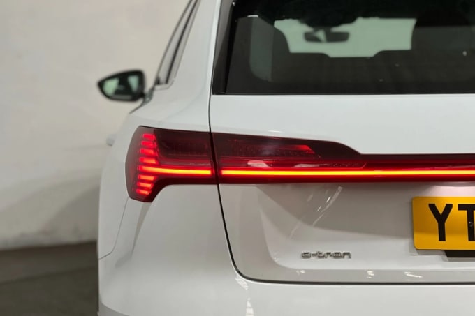 2020 Audi E-tron