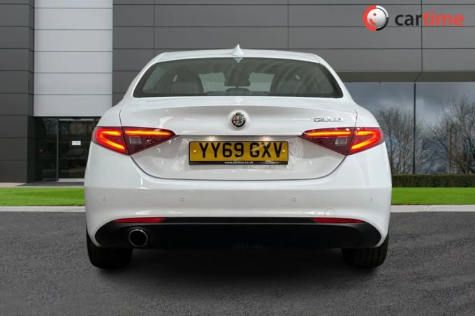 2019 Alfa Romeo Giulia