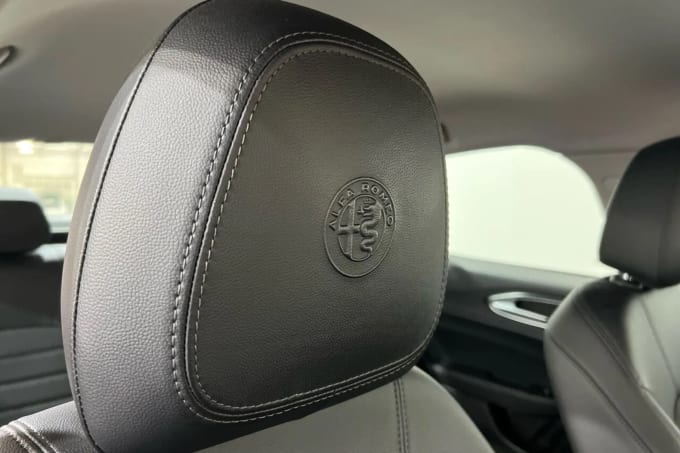 2019 Alfa Romeo Giulia