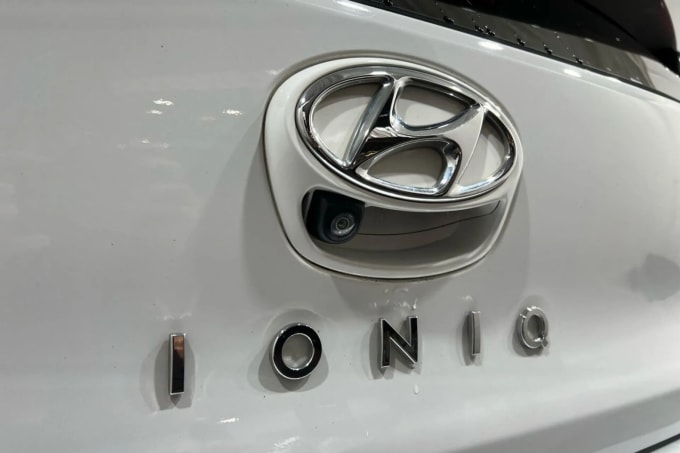 2021 Hyundai Ioniq