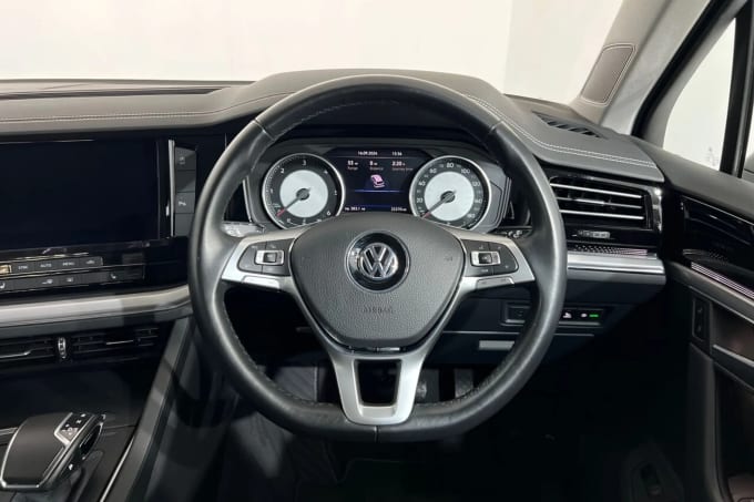 2020 Volkswagen Touareg