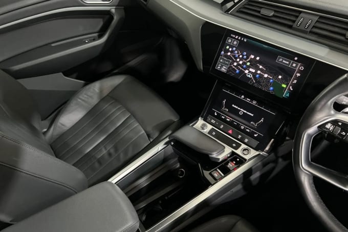 2021 Audi E-tron