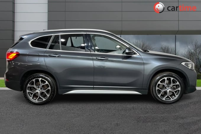 2022 BMW X1