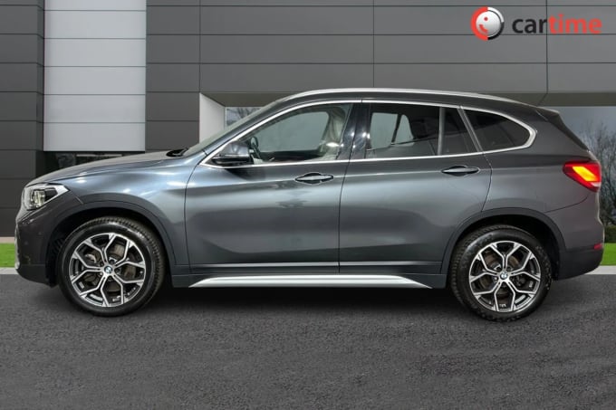 2022 BMW X1