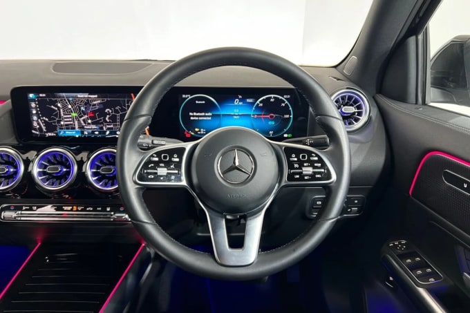 2022 Mercedes-benz Eqa