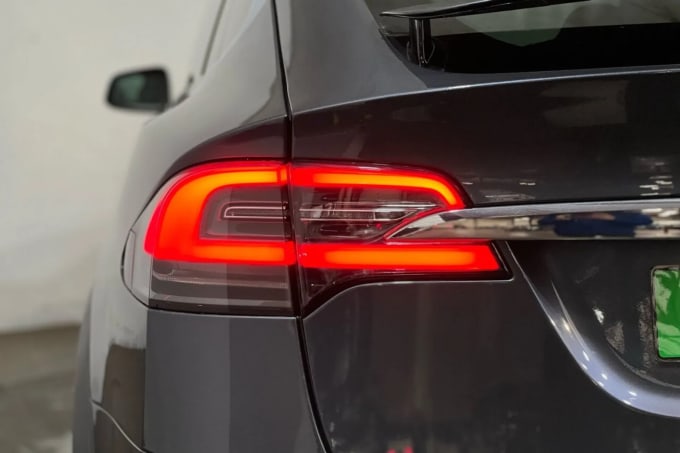 2020 Tesla Model X