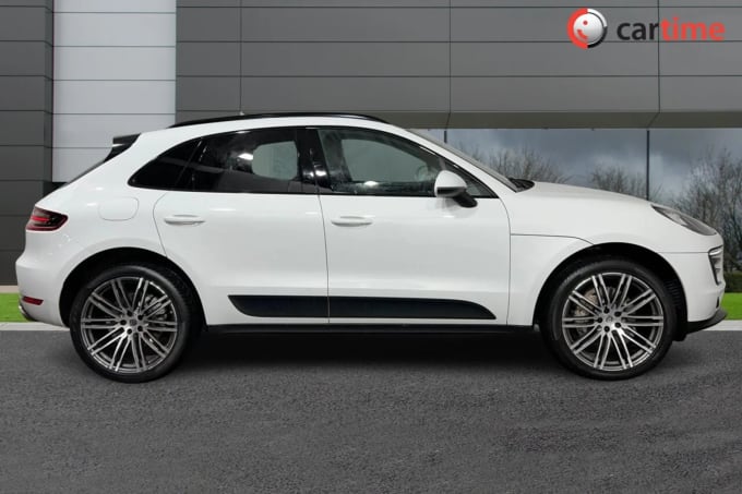 2018 Porsche Macan