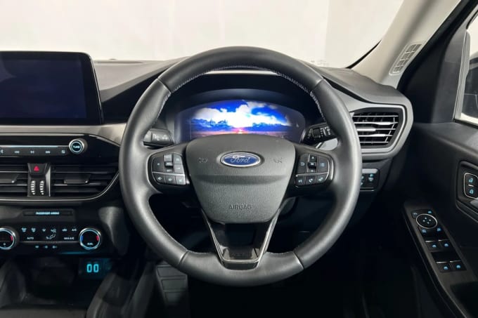 2022 Ford Kuga