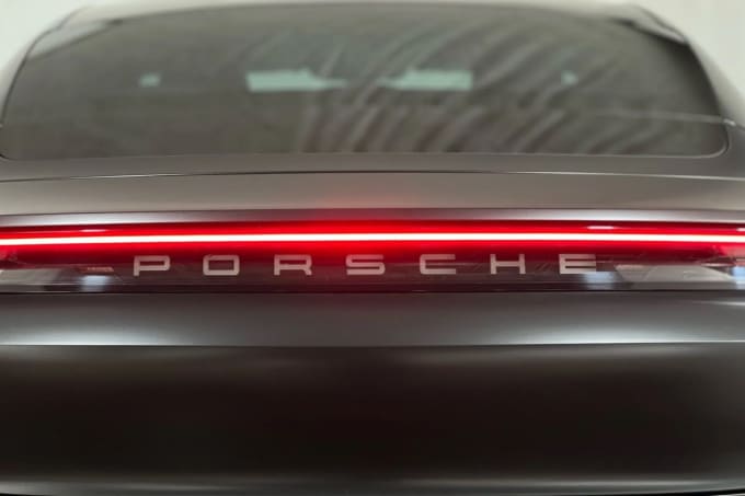 2020 Porsche Taycan