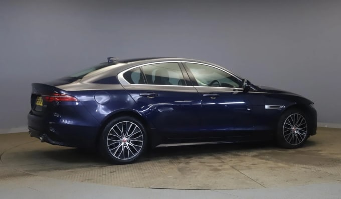 2019 Jaguar Xe