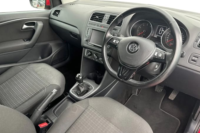 2015 Volkswagen Polo