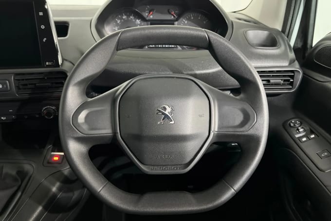 2021 Peugeot Partner