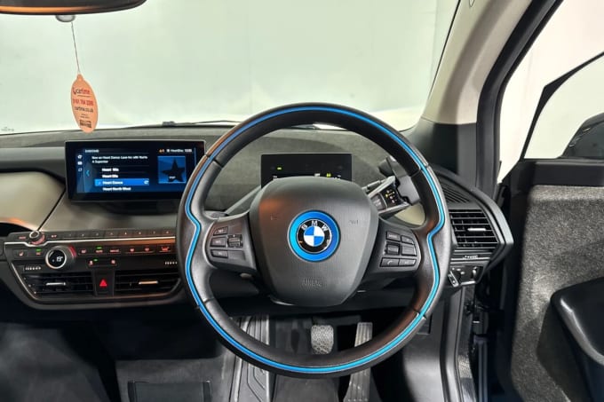 2022 BMW I3