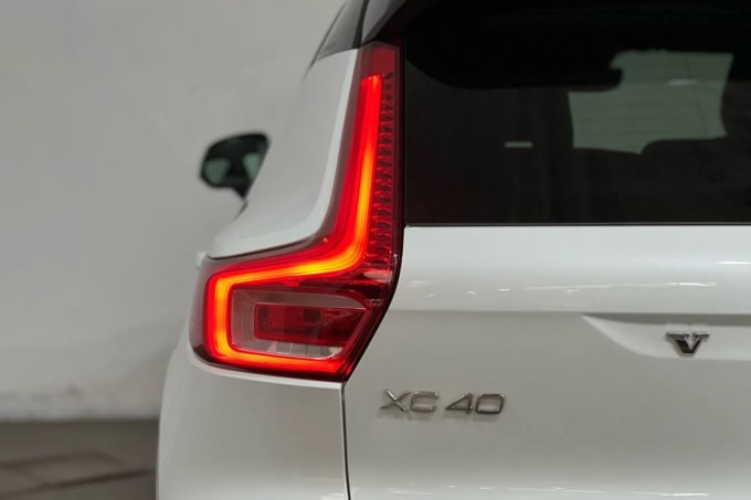 2021 Volvo Xc40