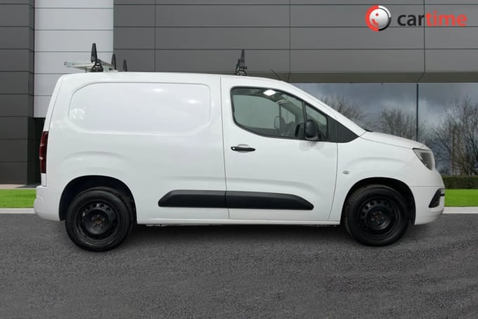 2020 Vauxhall Combo