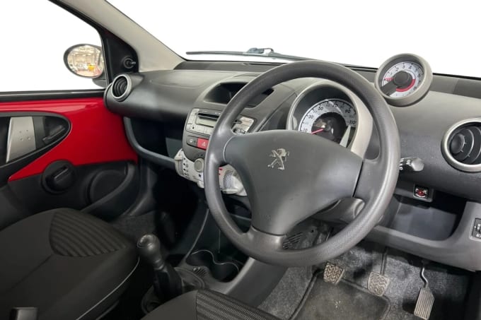 2014 Peugeot 107