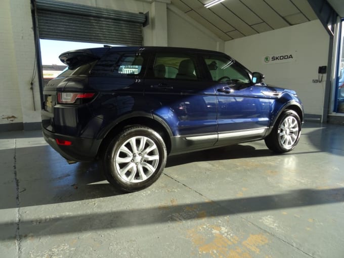 2025 Land Rover Range Rover Evoque