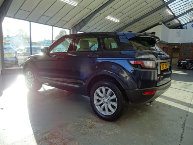 2025 Land Rover Range Rover Evoque