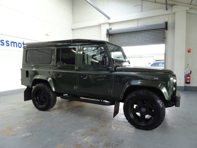 2025 Land Rover Defender