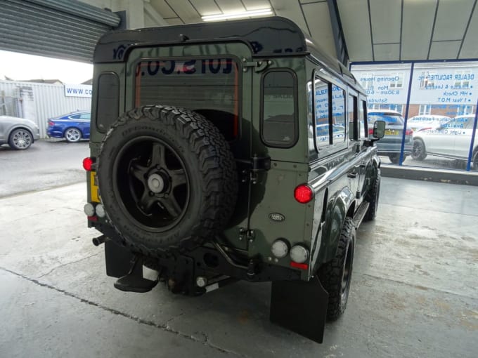 2025 Land Rover Defender