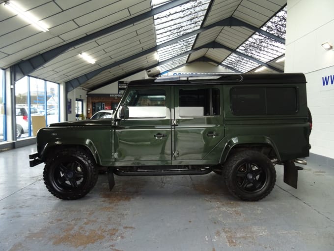 2025 Land Rover Defender