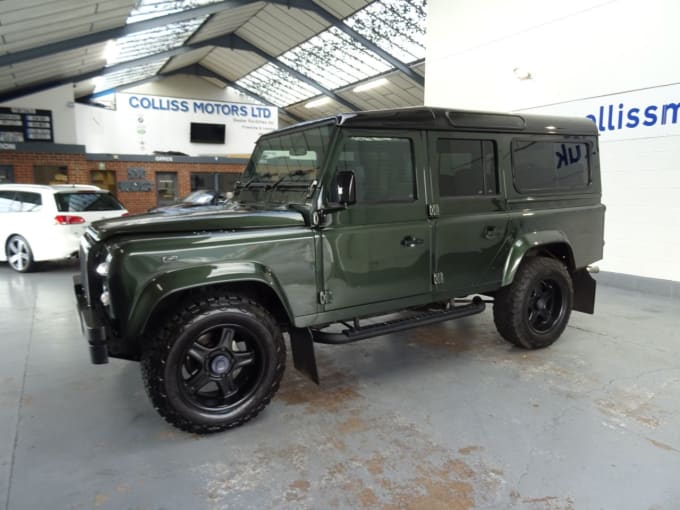 2025 Land Rover Defender