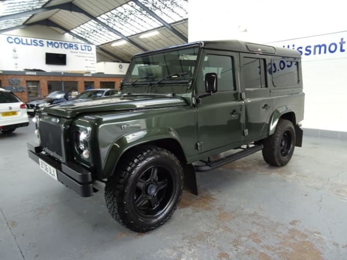 2025 Land Rover Defender