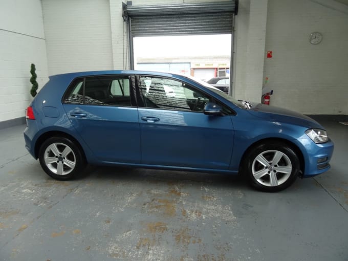 2025 Volkswagen Golf