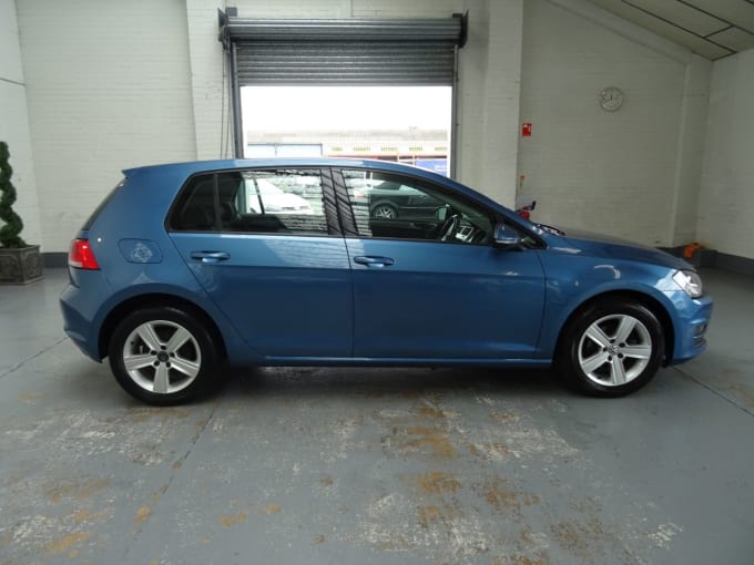 2025 Volkswagen Golf